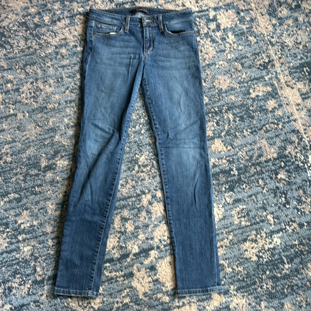 Joe’s Jeans Straight Leg size 29